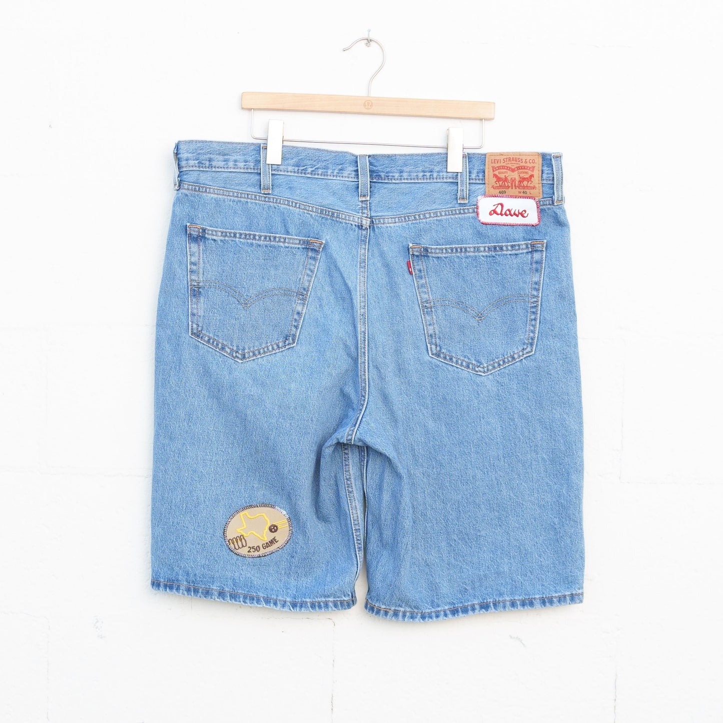 REWORKED LEVI DENIM SHORTS 012 - 40" X 11"