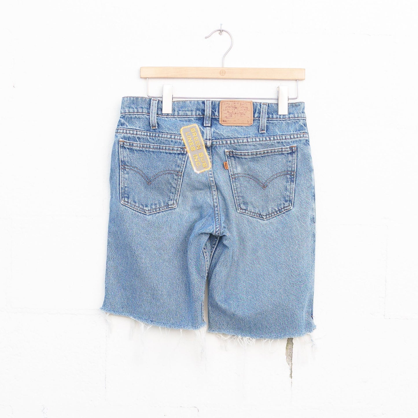REWORKED LEVI DENIM SHORTS 010 - 31" X 8"